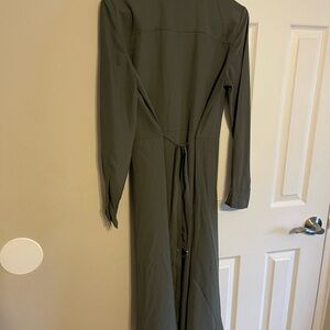 This is a H&M dress brand new, Size M